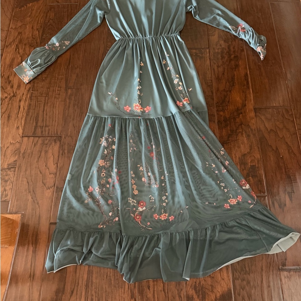 Floral Embroidered Sage Green Maxi Dress​ - Picture 4 of 5